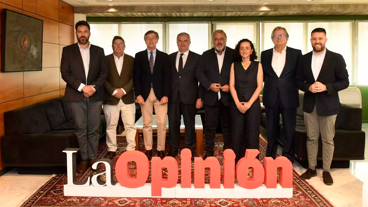 El jurado se reunió en las instalaciones de La Opinión para escoger a los galardonados. / Israel Sánchez