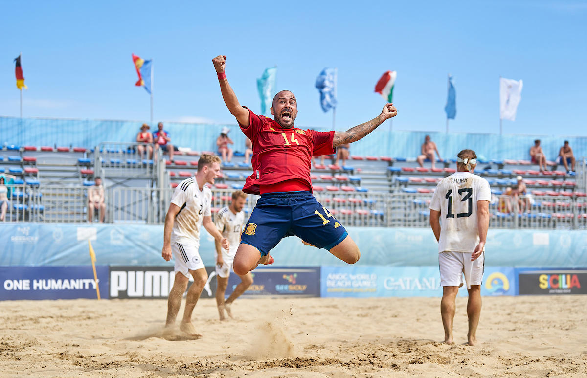 A jugar a futbol platja: <br>com Espanya ha esdevingut potència mundial en temps rècord